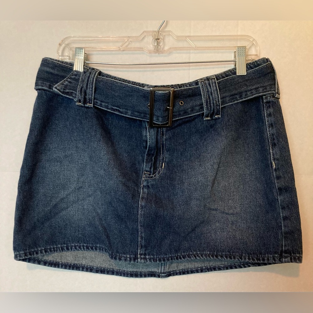 Hollister 🟣 GUC Size 13 / Waist 31 Jean Denim Mini Skirt w/ Removable Belt